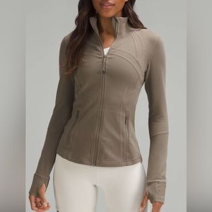 NWT lululemon define jacket size 6!